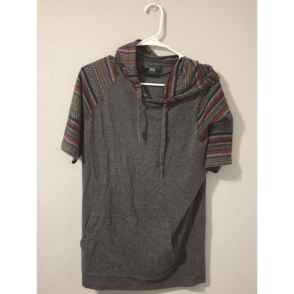 Beautiful Giant Mens Short Sleeve Hoodie Gray Tribal Southwestern Raglan Large